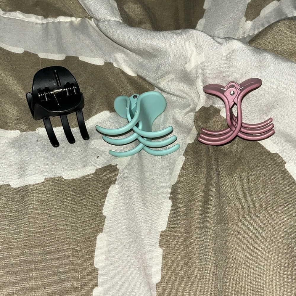 Claw clips